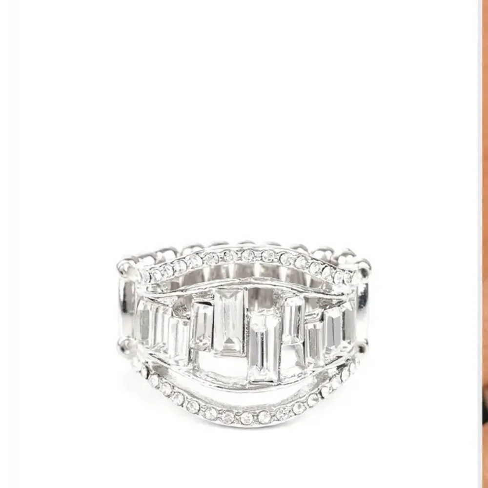 Silver Rhinestones Ring - Picture 2 of 2